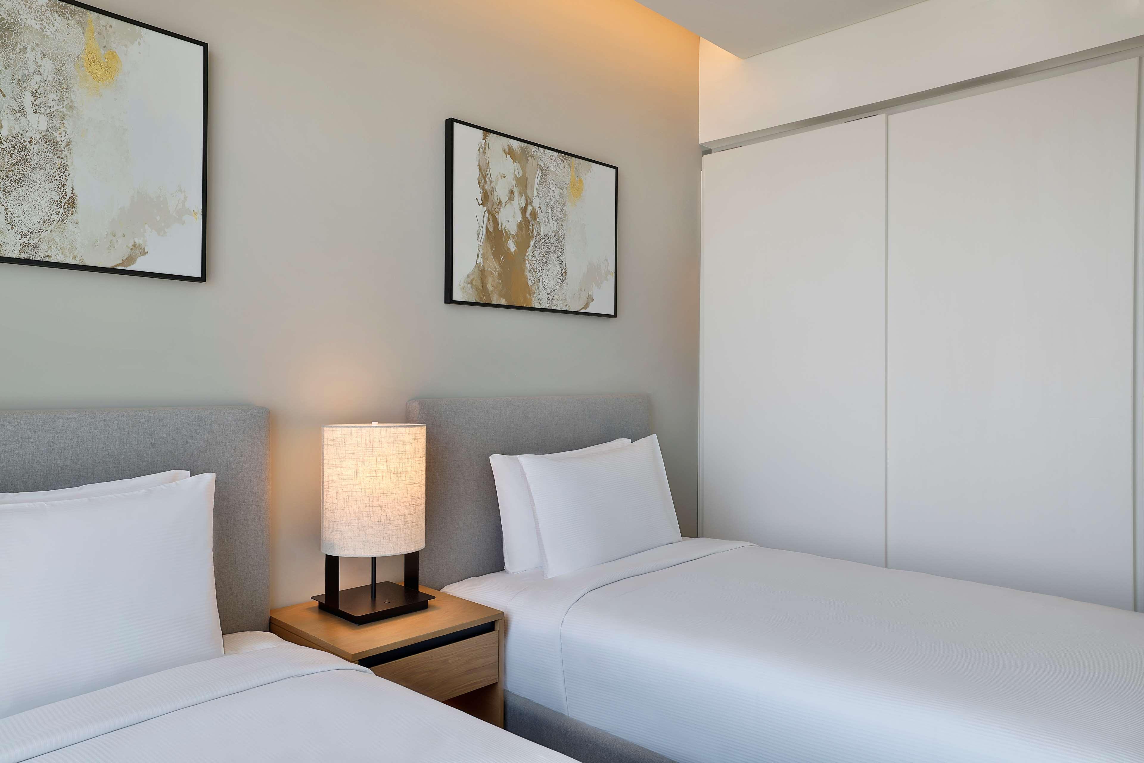 Doubletree By Hilton Abu Dhabi Yas Island Residences ภายนอก รูปภาพ